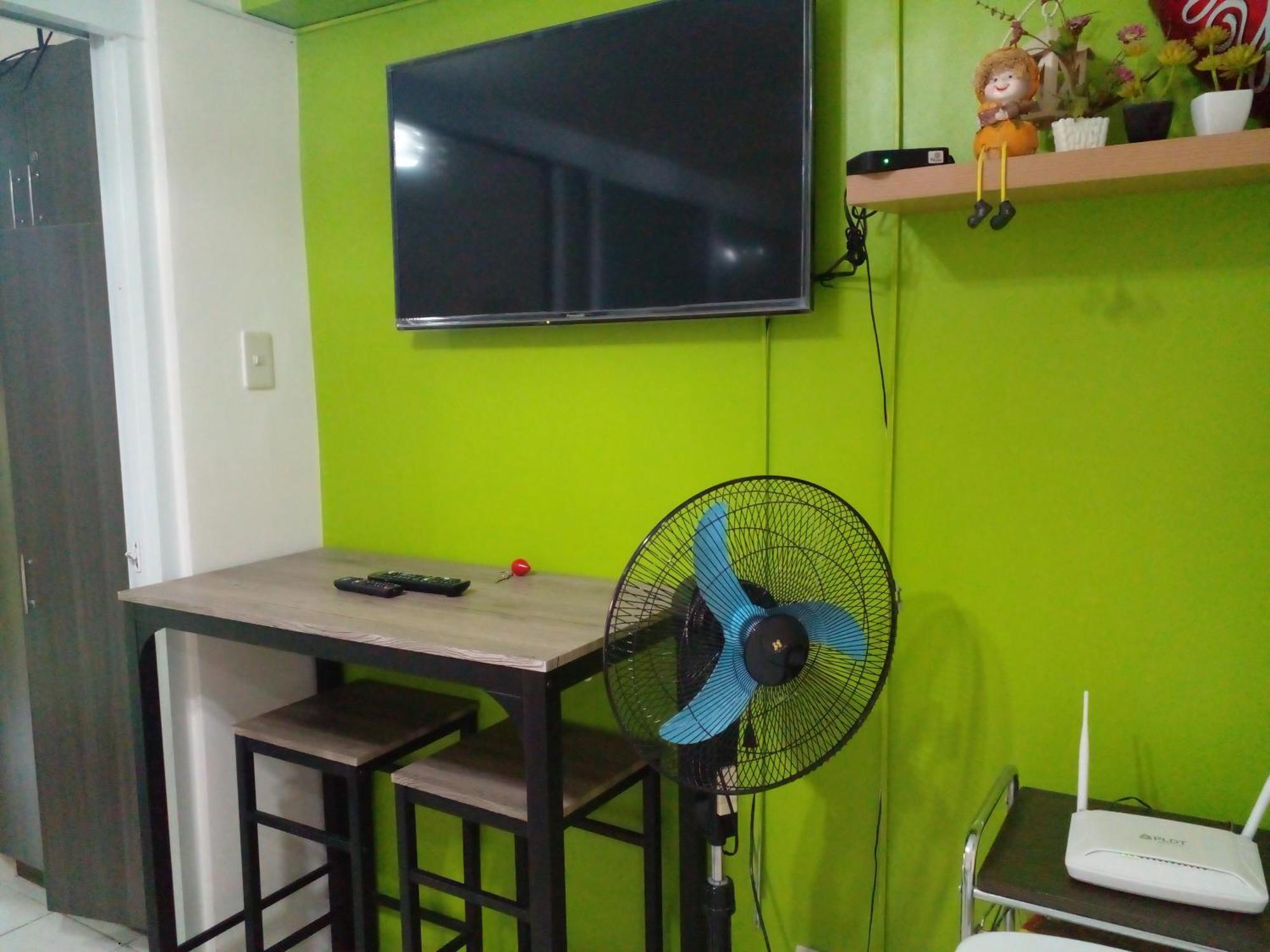 Tagaytay Prime Residences With Swimming Pool & Viewing Deck تاجيتاي الغرفة الصورة